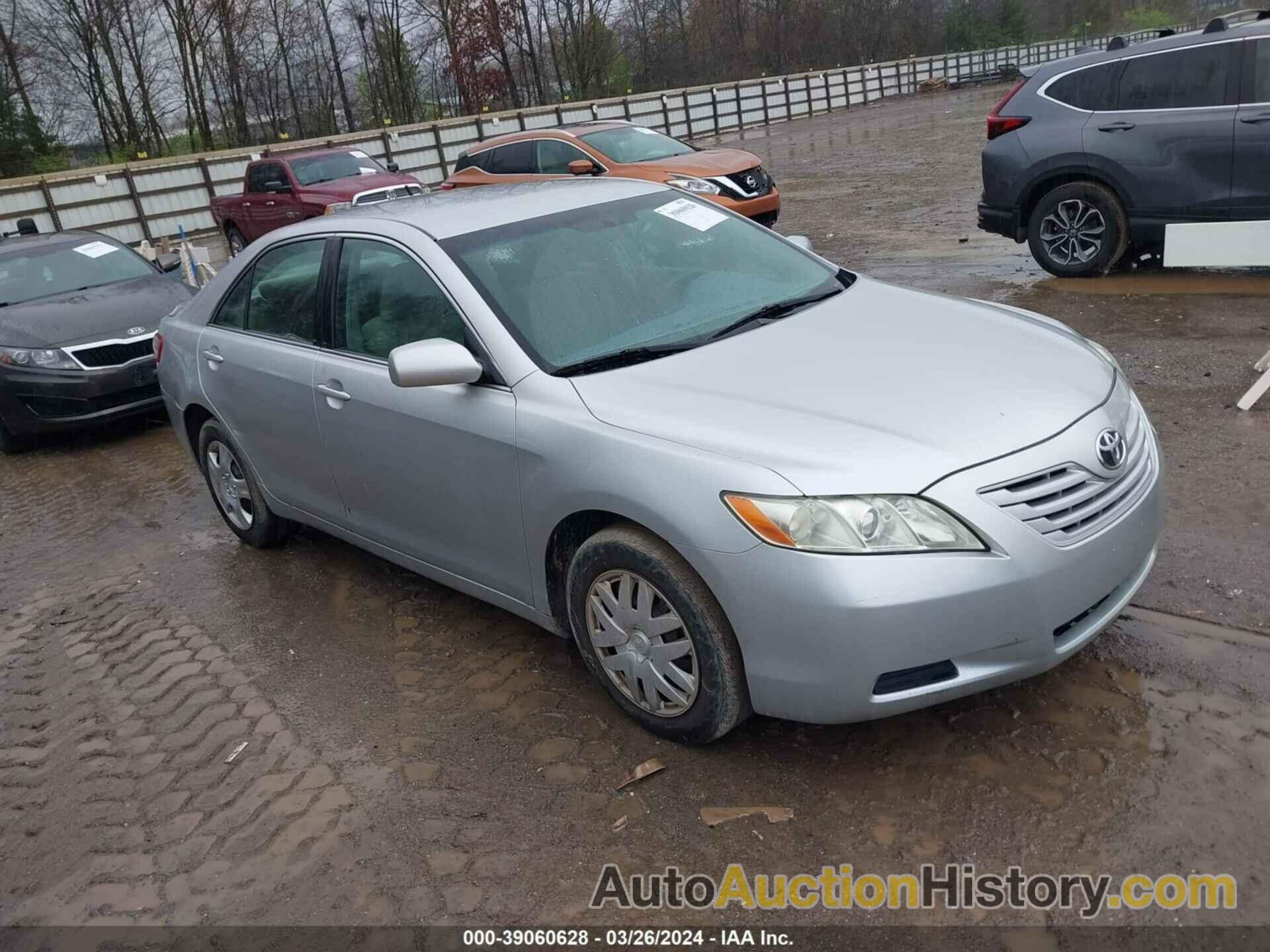 TOYOTA CAMRY LE, 4T1BE46K98U233420