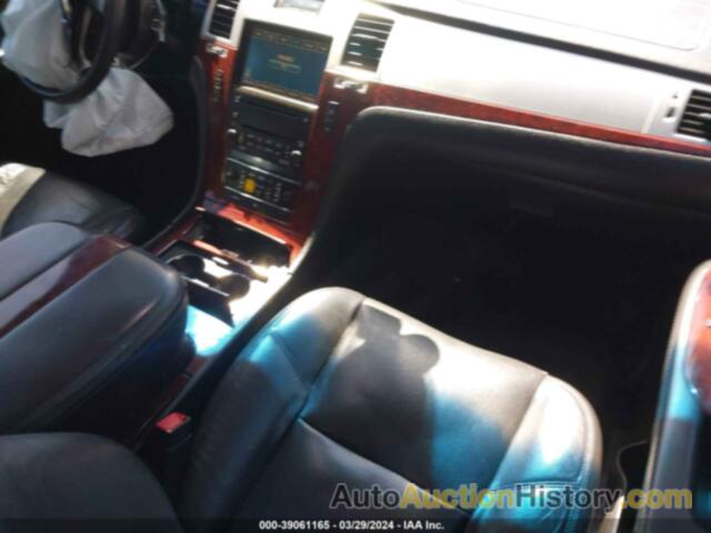 CADILLAC ESCALADE LUXURY, 1GYFK63888R195047