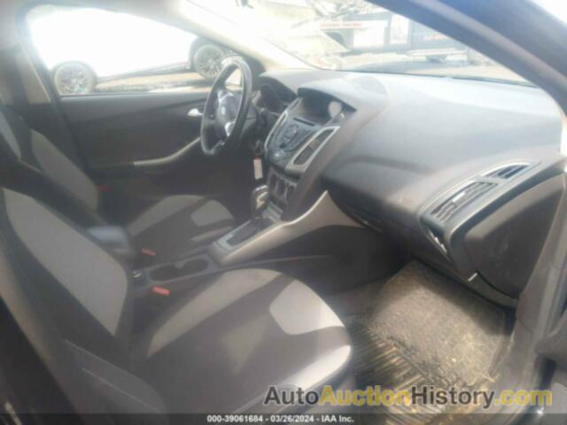 FORD FOCUS SE, 1FAHP3K22CL171856