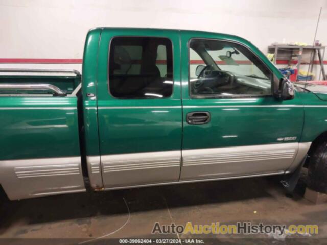 CHEVROLET SILVERADO 1500 LS, 2GCEC19TXX1258928