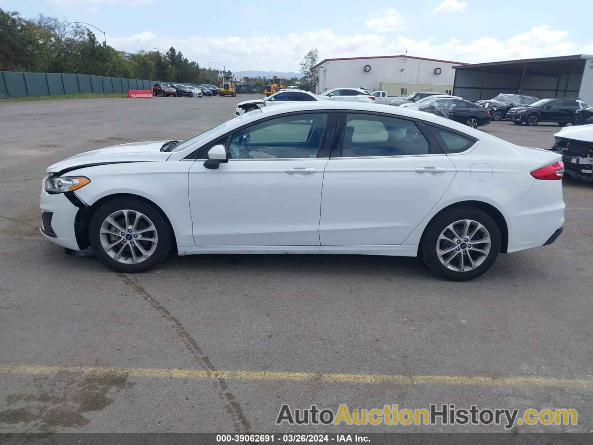 FORD FUSION SE, 3FA6P0HDXKR175426