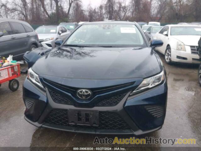 TOYOTA CAMRY SE, 4T1B11HK1KU847571