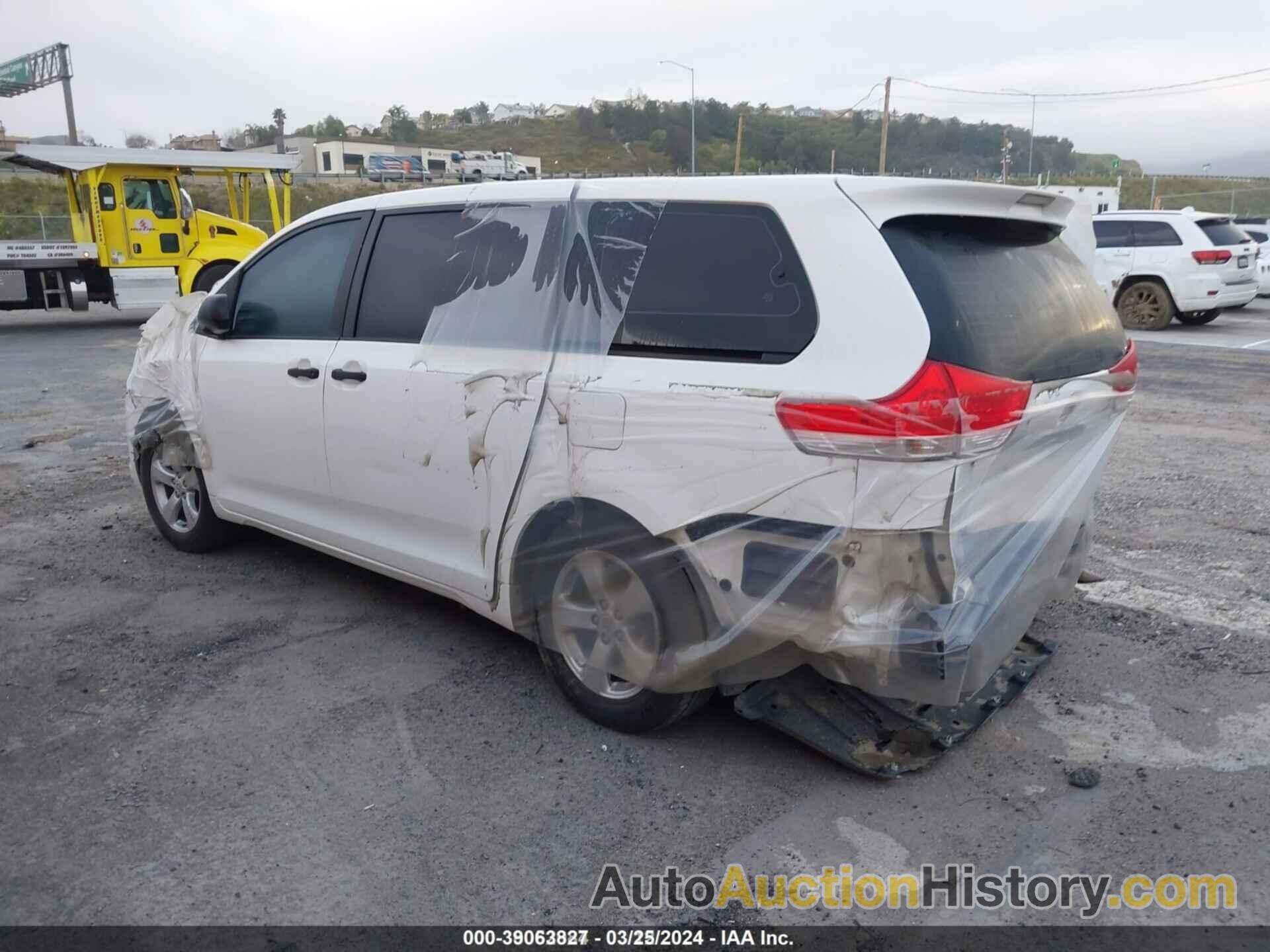 TOYOTA SIENNA BASE 7 PASSENGER, 5TDKA3DC2CS012597