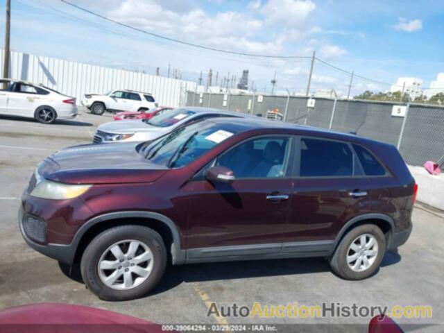 KIA SORENTO LX, 5XYKT3A11DG335633