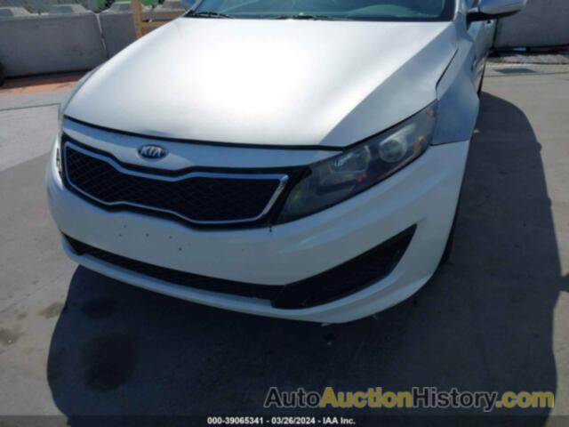 KIA OPTIMA LX, KNAGM4A75B5169925