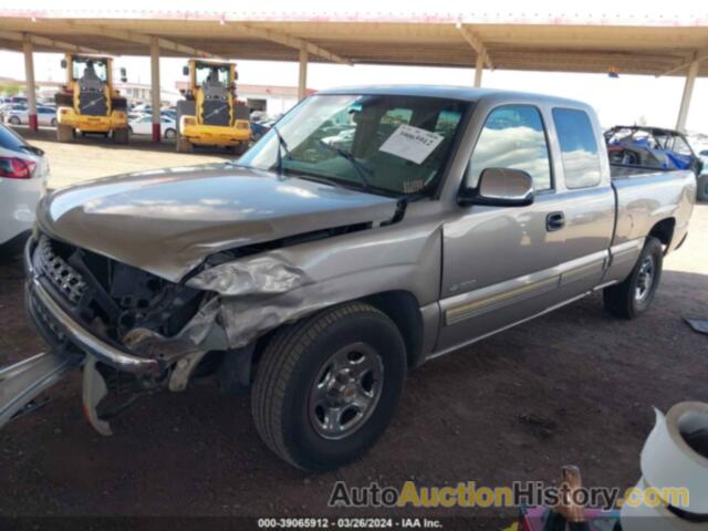 CHEVROLET SILVERADO 1500 LS, 2GCEC19V1Y1395484