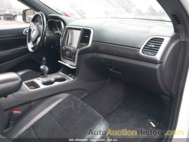 JEEP GRAND CHEROKEE LAREDO, 1C4RJFAGXFC863625