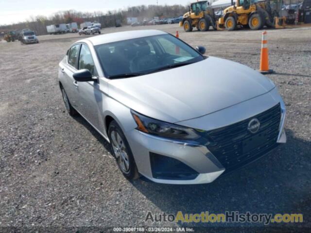 NISSAN ALTIMA S FWD, 1N4BL4BV0RN398073