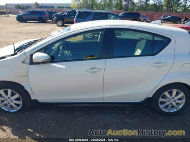 TOYOTA PRIUS C THREE, JTDKDTB39H1596687