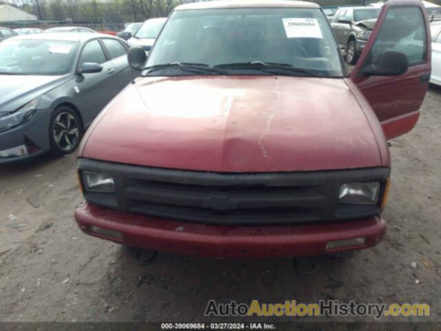 CHEVROLET S TRUCK S10, 1GCDT19W9S8110913