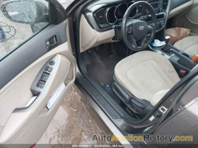 KIA OPTIMA LX, KNAGM4A76B5078811