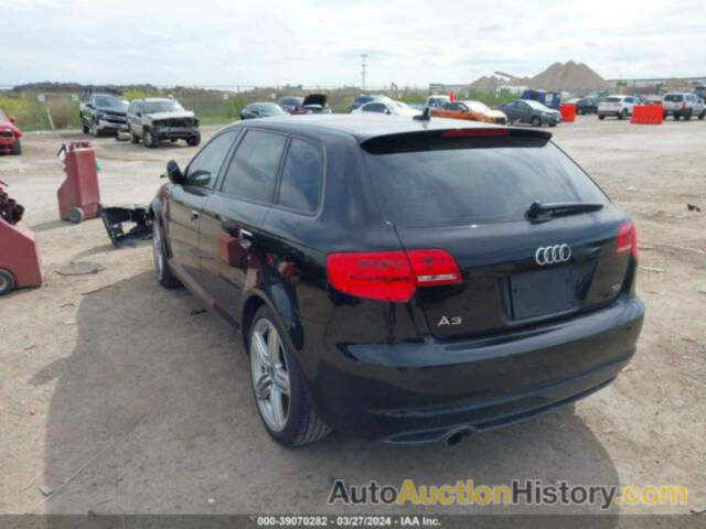 AUDI A3 PREMIUM PLUS, WAUKJAFM2DA015800