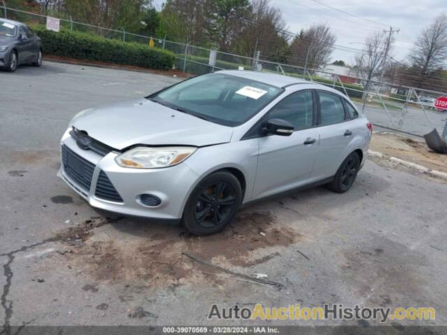 FORD FOCUS SE, 1FADP3F29EL165175