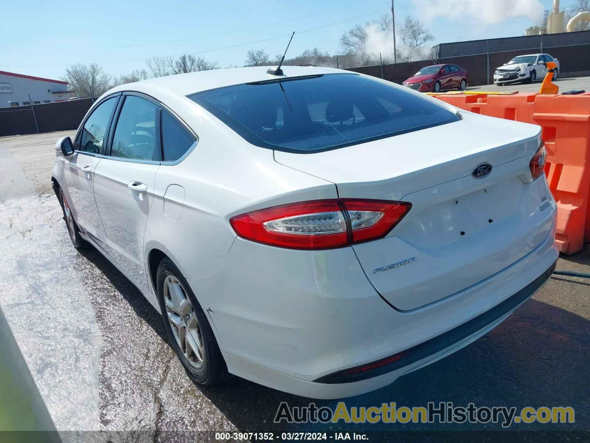 FORD FUSION SE, 1FA6P0HD2E5400168