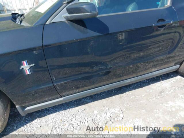 FORD MUSTANG V6 PREMIUM, 1ZVBP8AM3C5237364