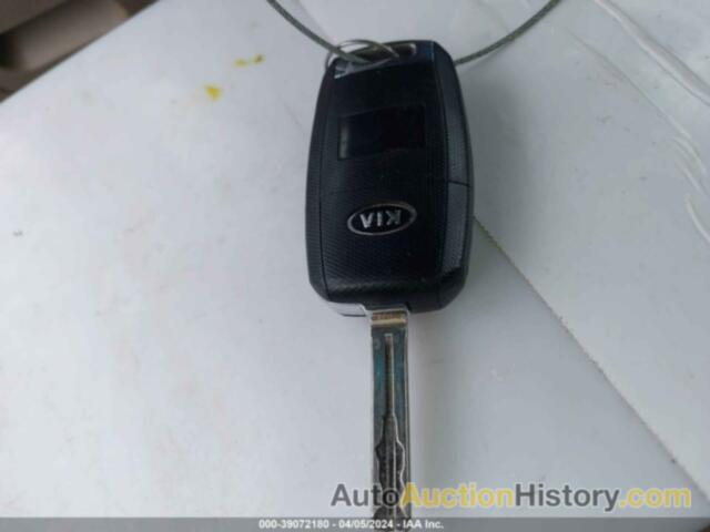 KIA SORENTO LX, 5XYKT3A66FG606961