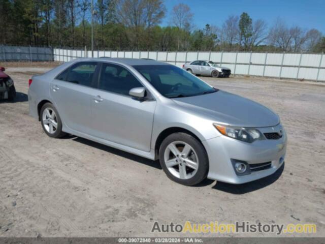 TOYOTA CAMRY SE, 4T1BF1FKXDU715528