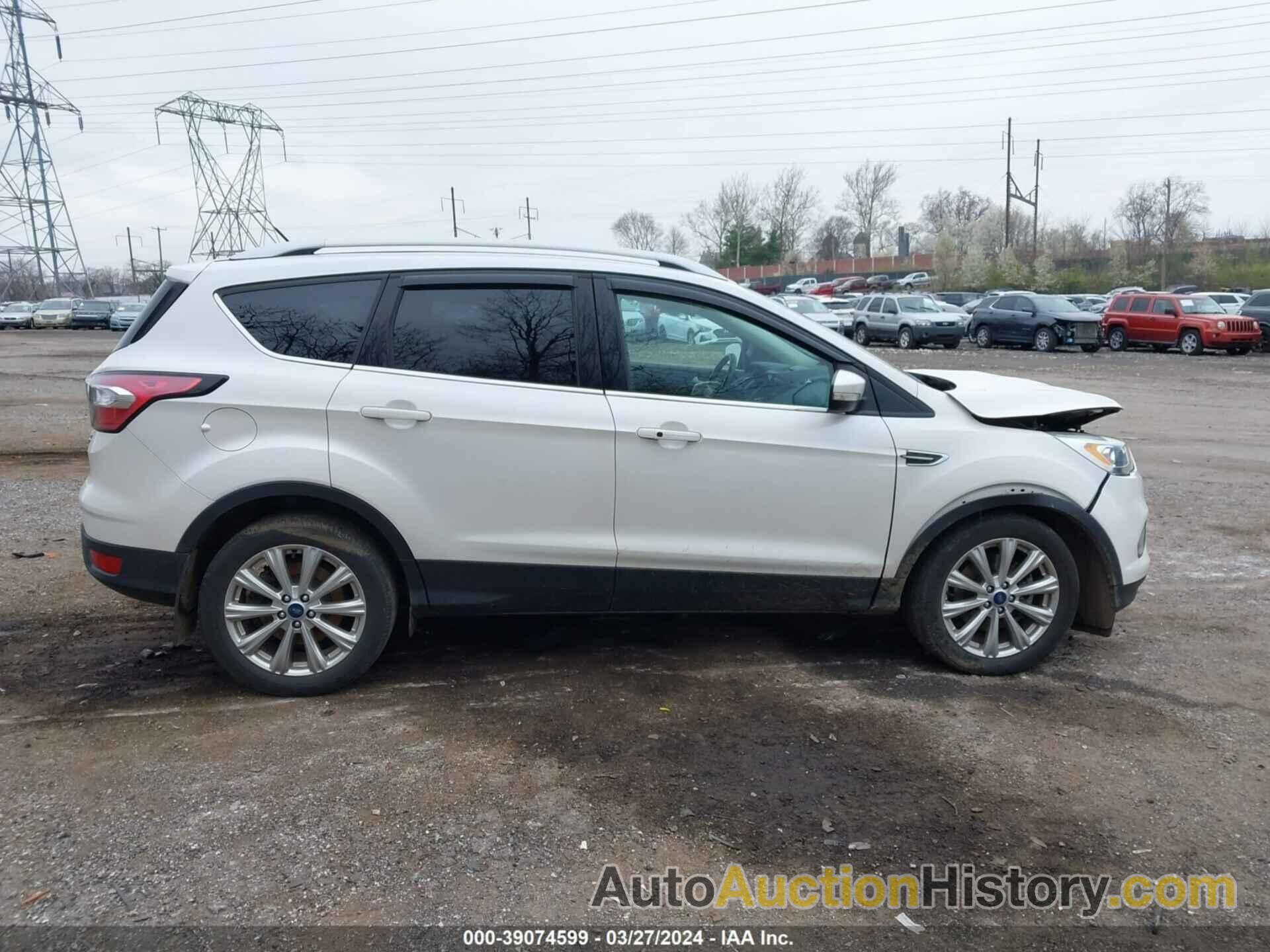 FORD ESCAPE TITANIUM, 1FMCU9J99HUC71545