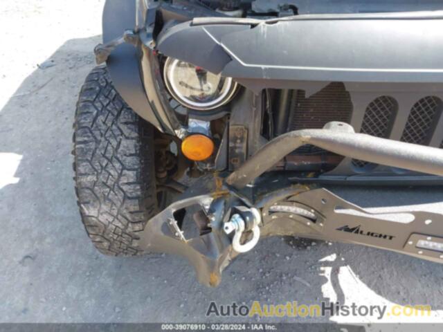 JEEP WRANGLER SAHARA, 1J4FA54167L183544