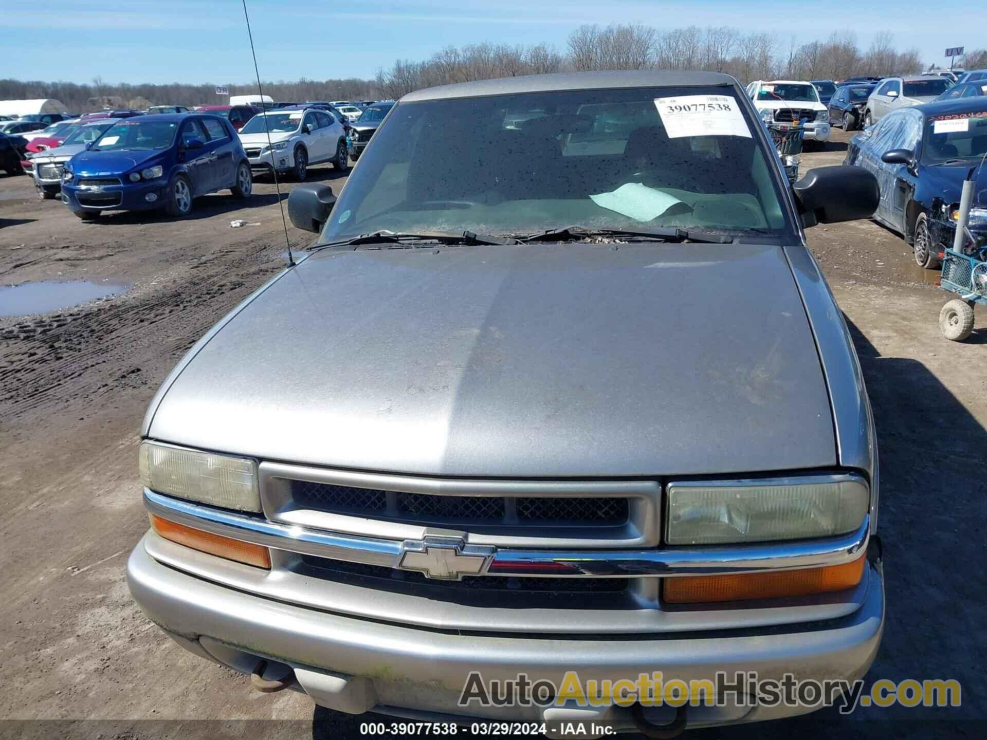 CHEVROLET S-10 LS, 1GCDT13X24K105463