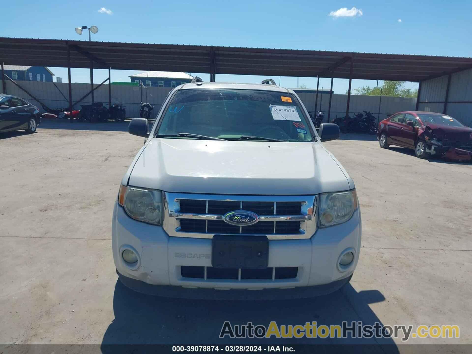 FORD ESCAPE XLT, 1FMCU0D72BKA30760