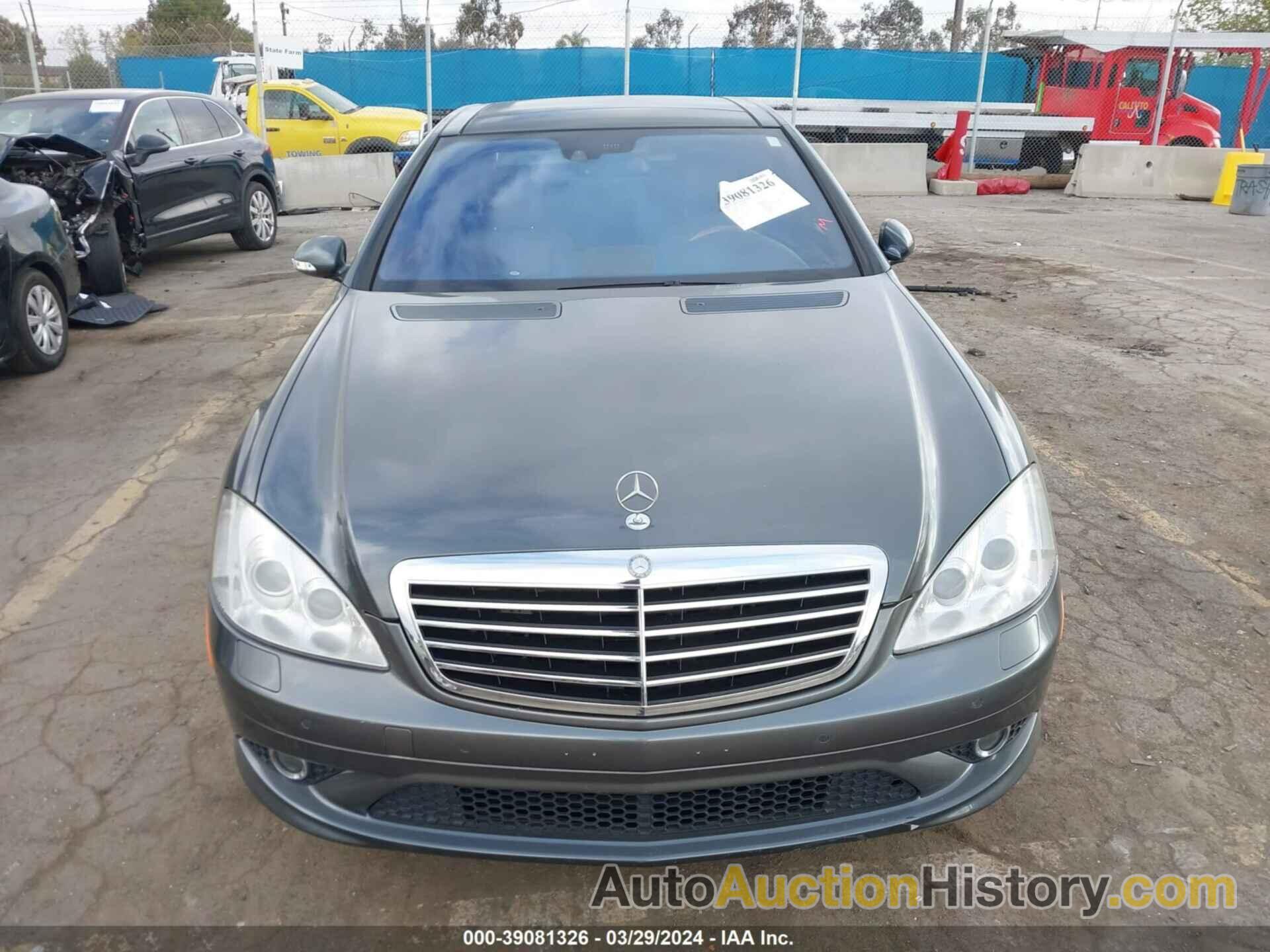 MERCEDES-BENZ S 550, WDDNG71X29A285013