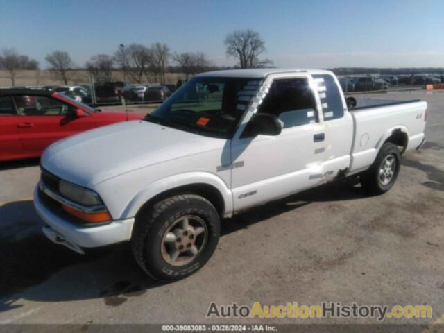 CHEVROLET S-10 LS, 1GCDT19WX1K117788