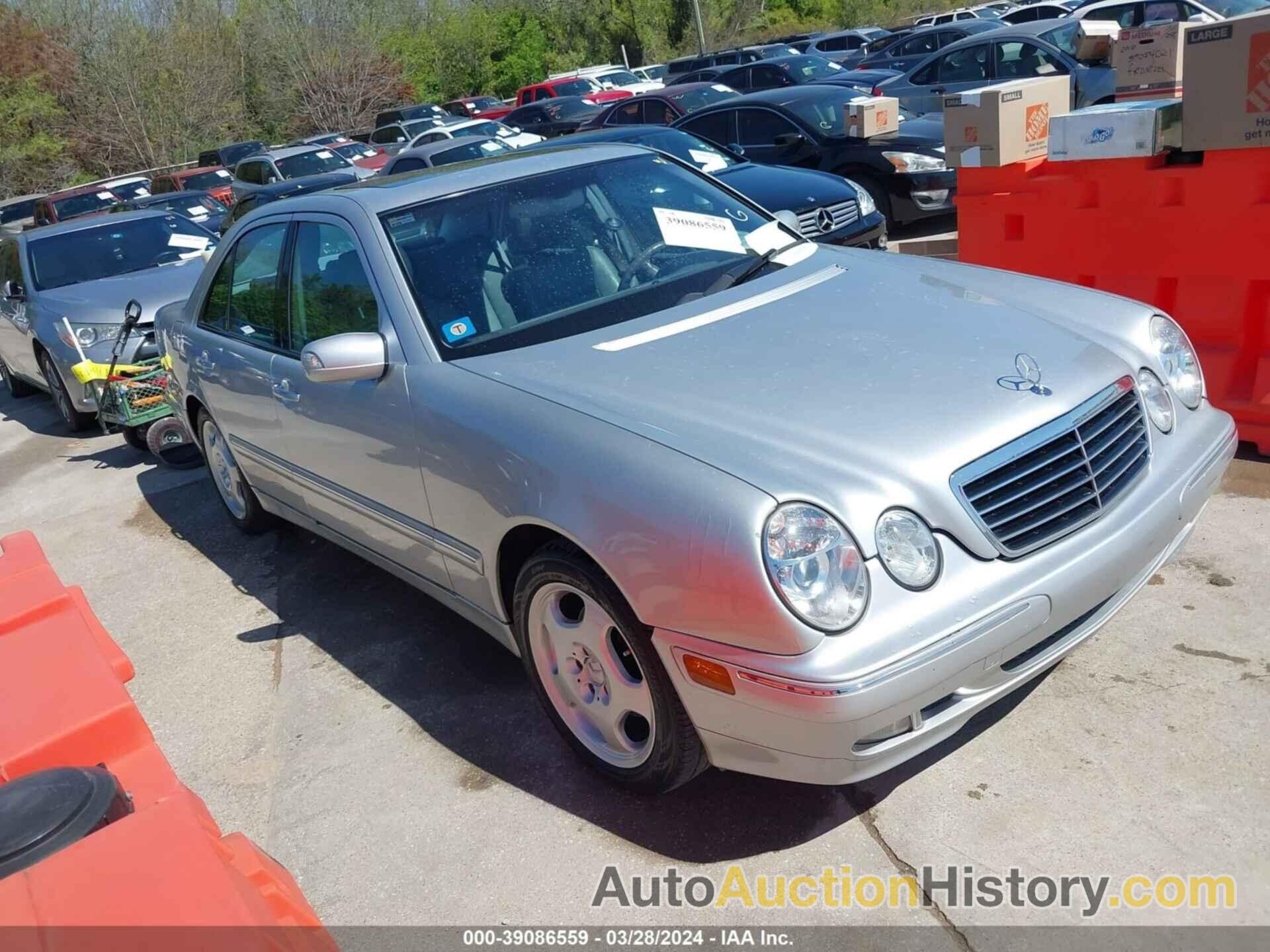 MERCEDES-BENZ E 430, WDBJF70J4YB153600