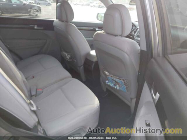 KIA SORENTO LX, 5XYKT3A68FG568293