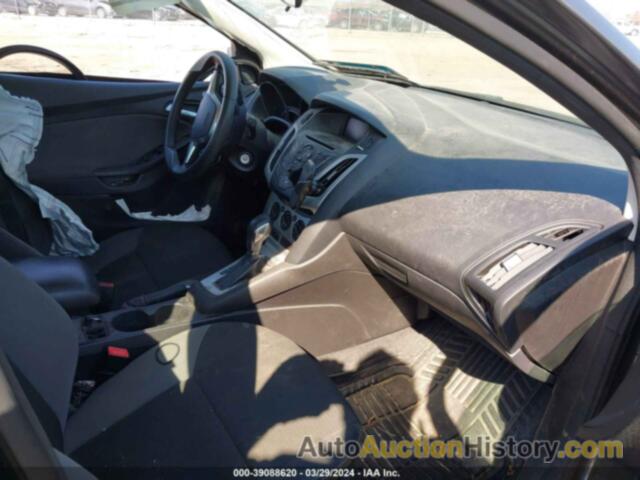 FORD FOCUS SE, 1FADP3F23DL231878