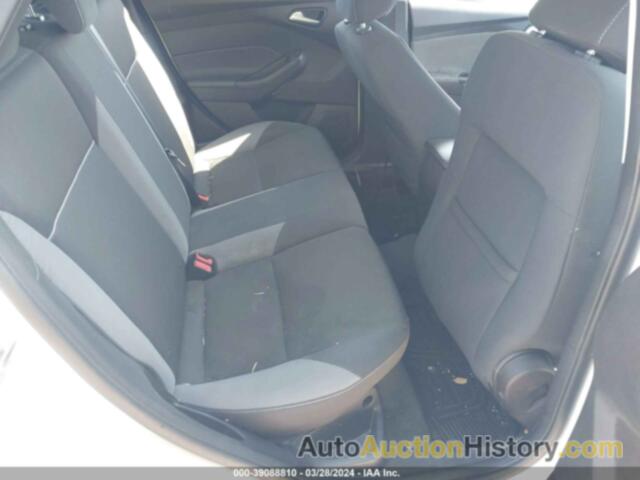 FORD FOCUS SE, 1FADP3K27DL176499