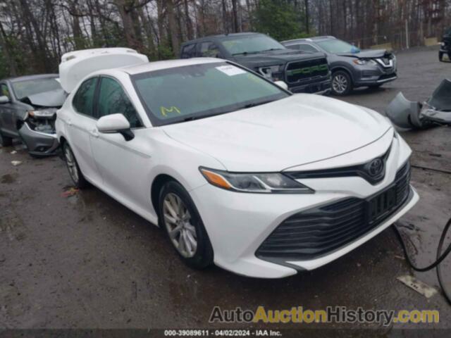 TOYOTA CAMRY LE, 4T1B11HK3JU138638