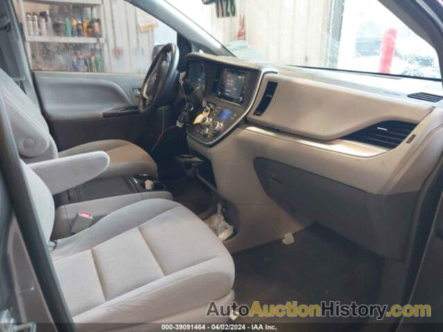 TOYOTA SIENNA LE 8 PASSENGER, 5TDKZ3DCXJS902996