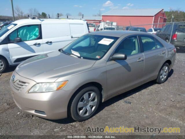 TOYOTA CAMRY LE, 4T1BE46KX8U755747