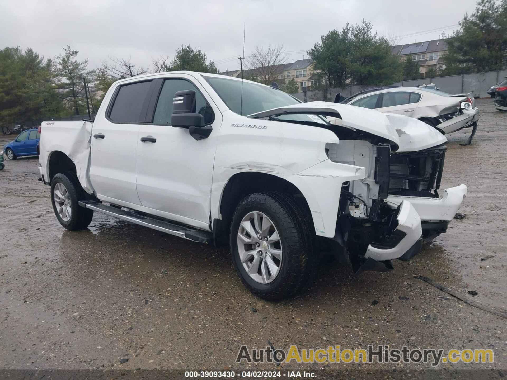 CHEVROLET SILVERADO 1500 4WD  SHORT BED CUSTOM, 3GCUYBEF9MG325220