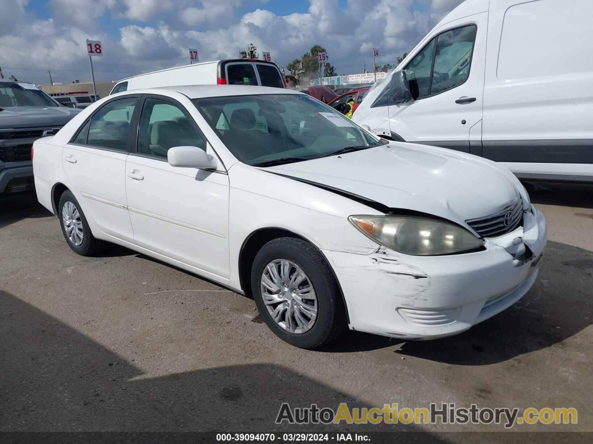 TOYOTA CAMRY LE, 4T1BE32K86U690054