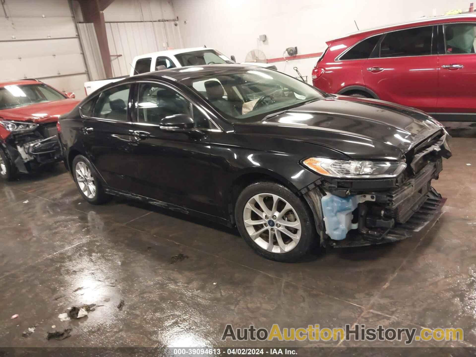 FORD FUSION SE, 3FA6P0H92ER282048