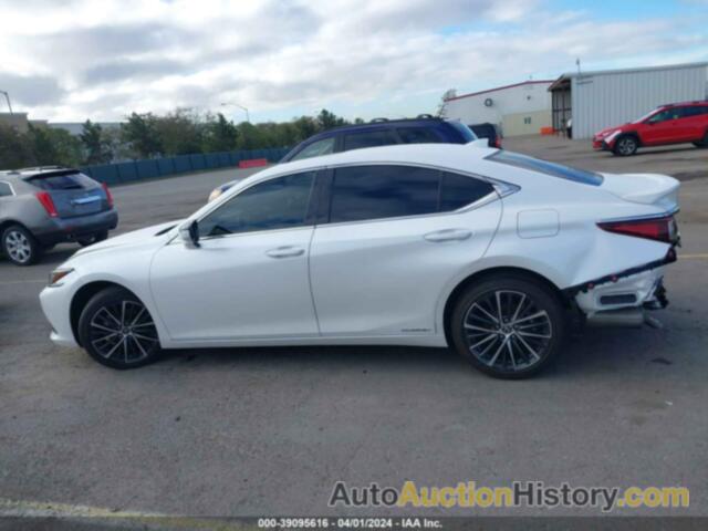 LEXUS ES 300H BASE/300H LUXURY/300, 58ADA1C17NU022638