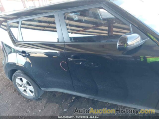 KIA SOUL, KNDJN2A28J7562951