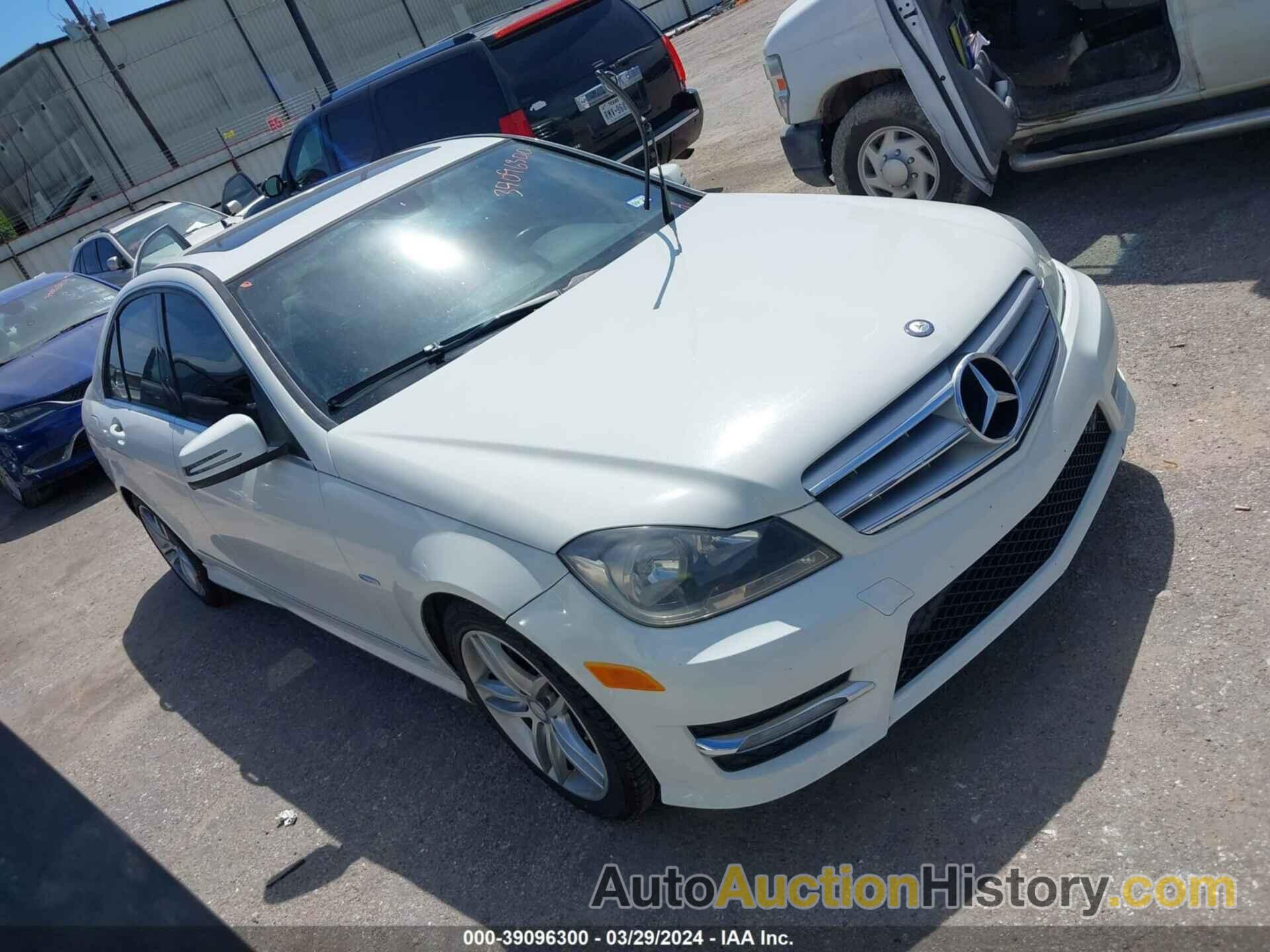 MERCEDES-BENZ C 250 LUXURY/SPORT, WDDGF4HB7CA610881