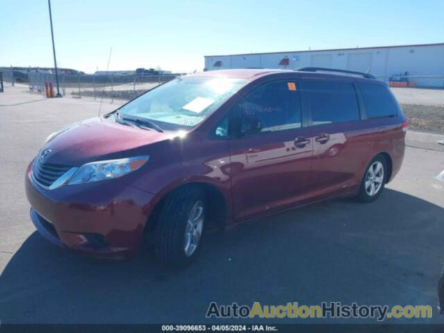 TOYOTA SIENNA LE, 5TDKK3DC4ES499477