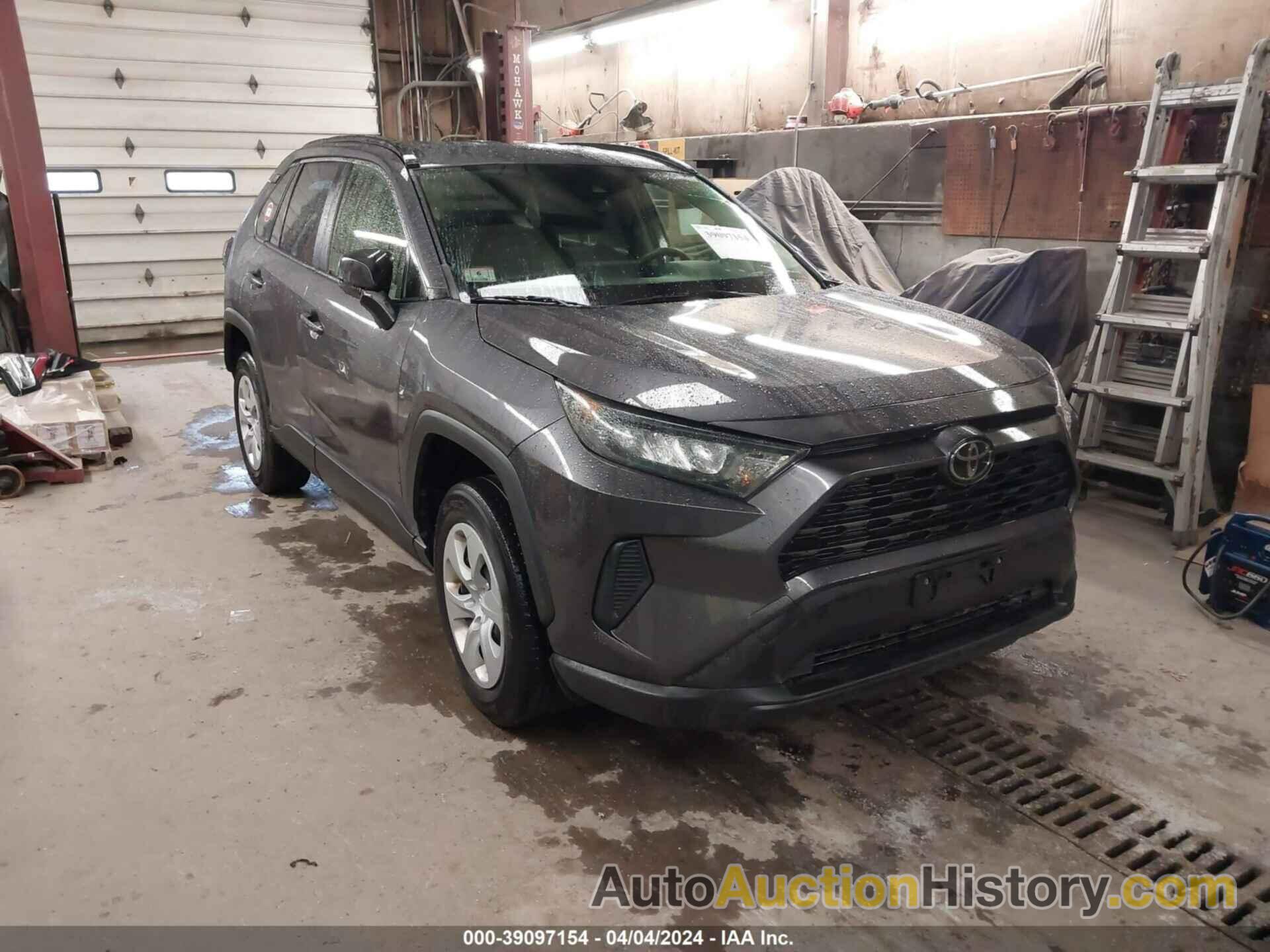 TOYOTA RAV4 LE, JTMF1RFVXKJ012345