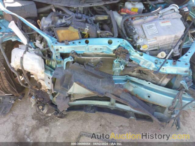 TOYOTA PRIUS C, JTDKDTB35C1021575