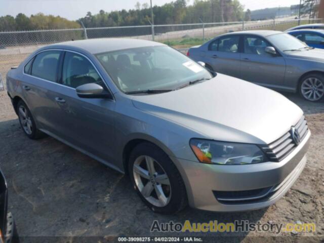 VOLKSWAGEN PASSAT SE, 1VWBP7A33DC100441