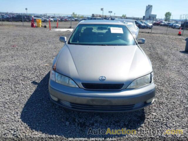 LEXUS ES 300, JT8BF28GXW0144490