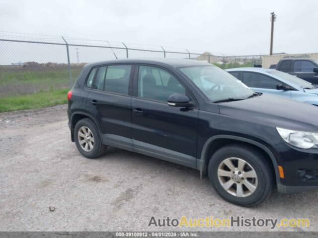 VOLKSWAGEN TIGUAN S, WVGCV7AX2AW525381