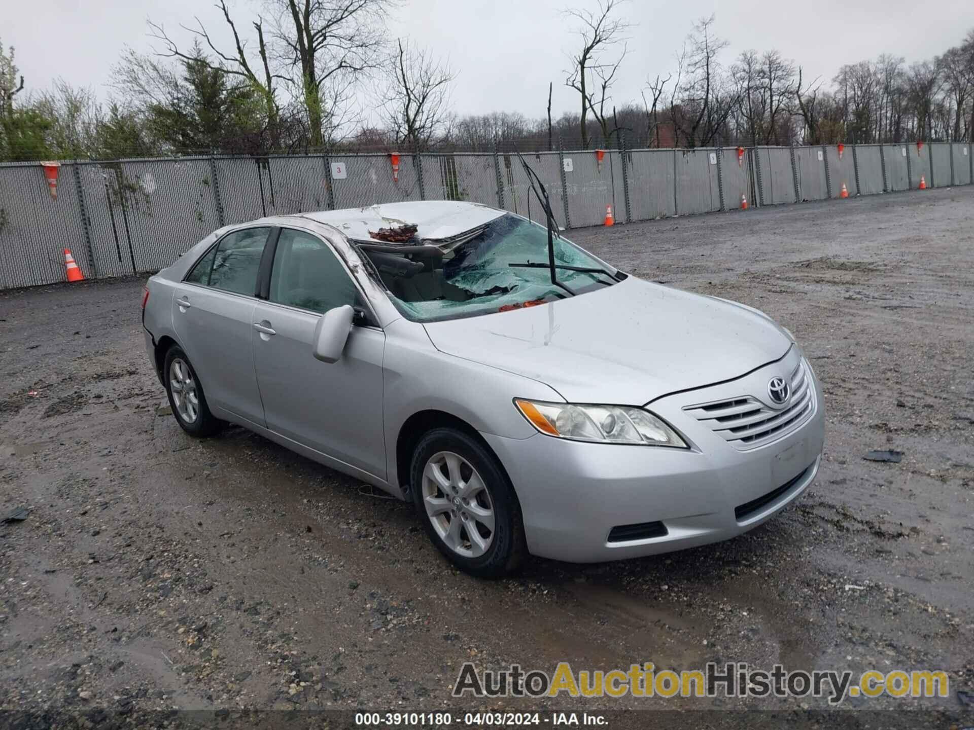 TOYOTA CAMRY LE, 4T1BE46K39U307691