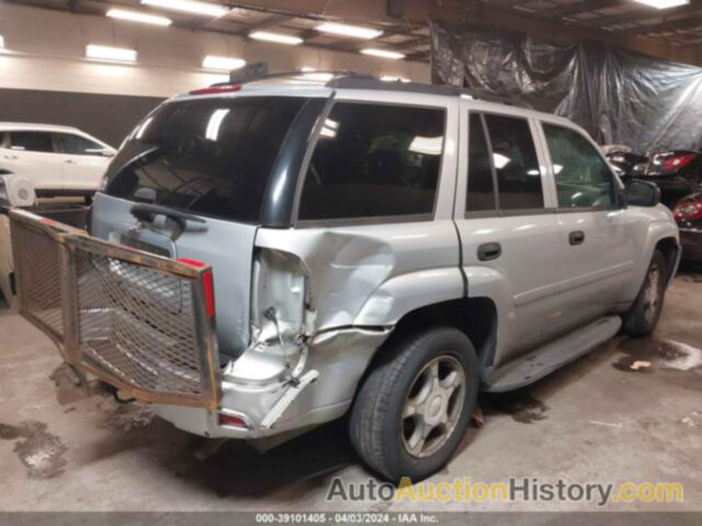 CHEVROLET TRAILBLAZER LS, 1GNDT13S372143574