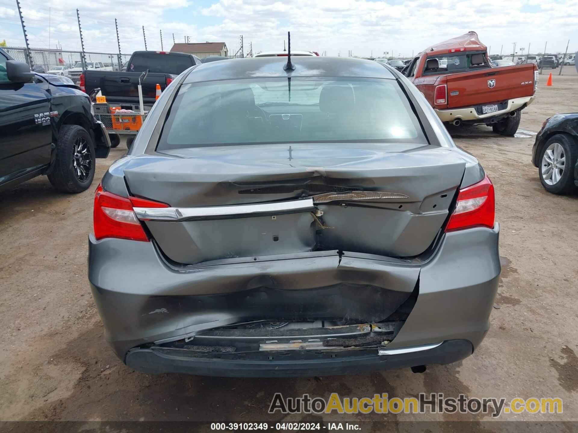 CHRYSLER 200 TOURING, 1C3BC1FB4BN604353