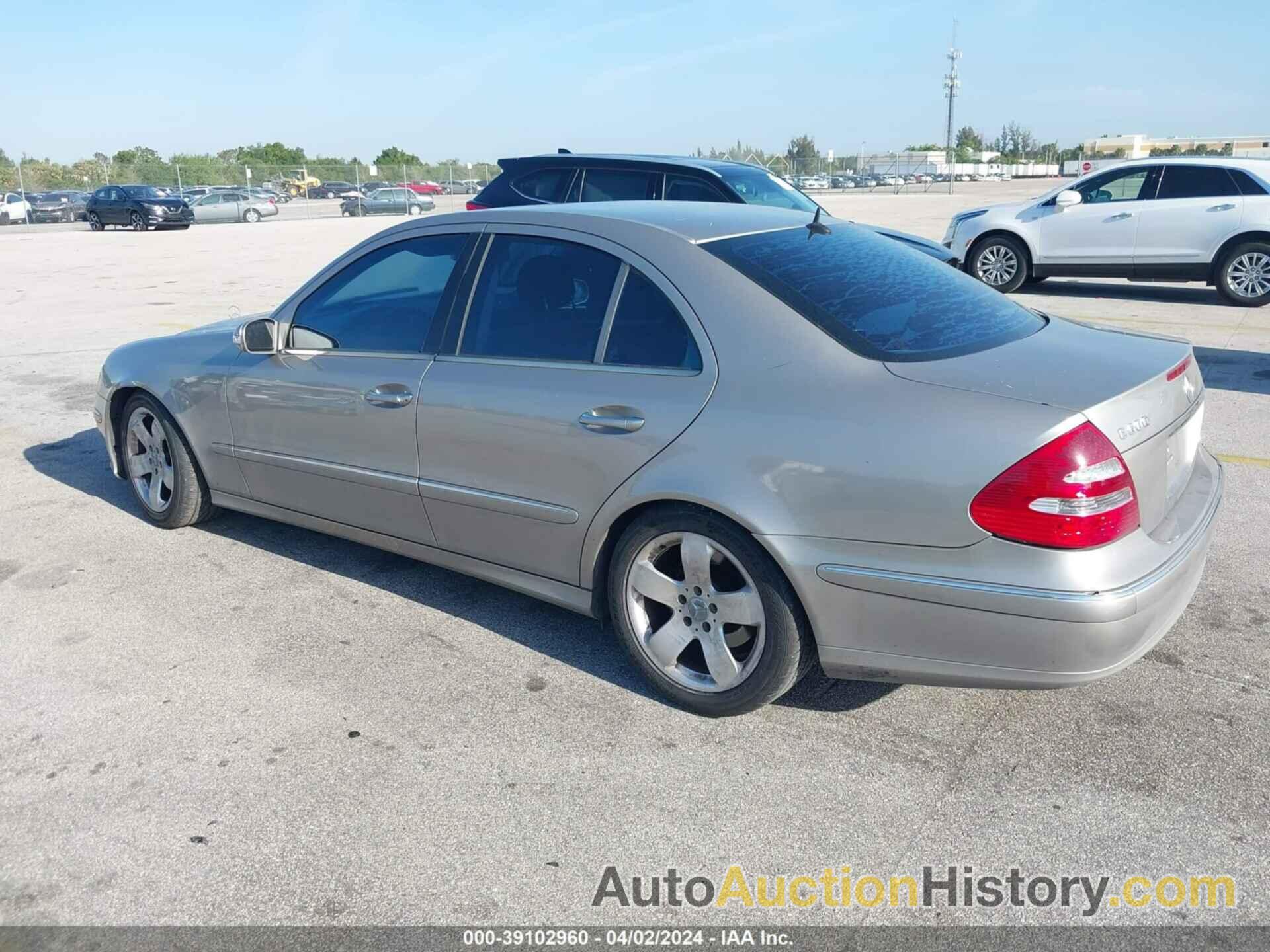 MERCEDES-BENZ E 500, WDBUF70J15A647847